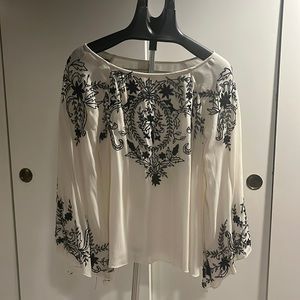 Vintage 90’s Black and cream beaded blouse Large